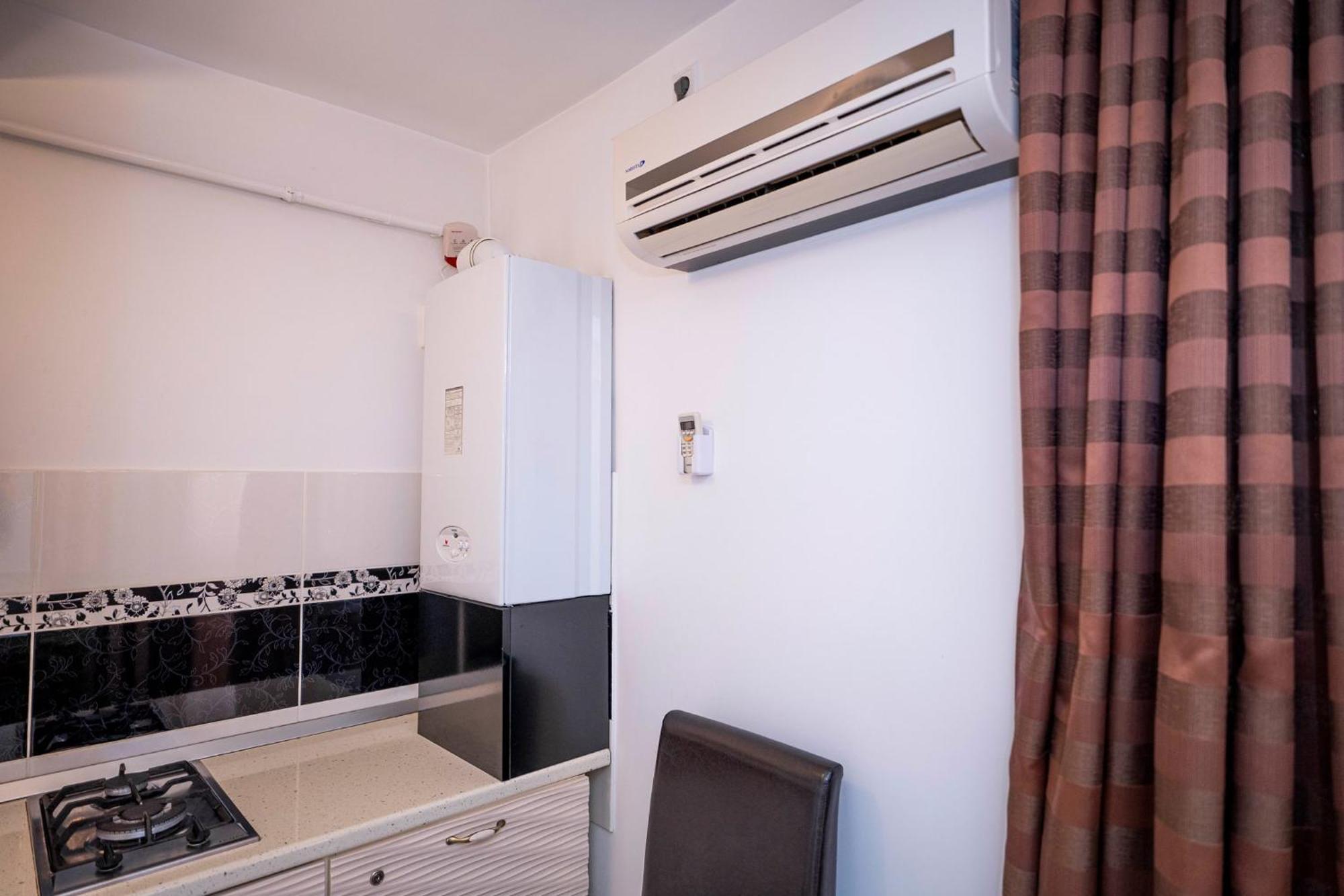 Studio Clasic Galati  Ngoại thất bức ảnh